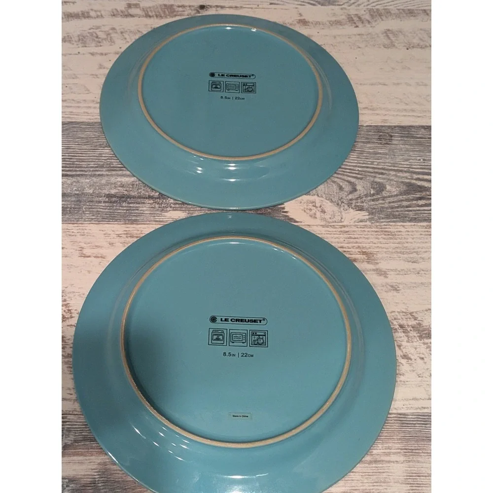 Le Creuset Stoneware 8.5